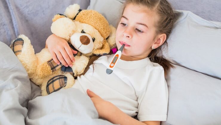 Почему у ребенка температура без симптомов 38 и все